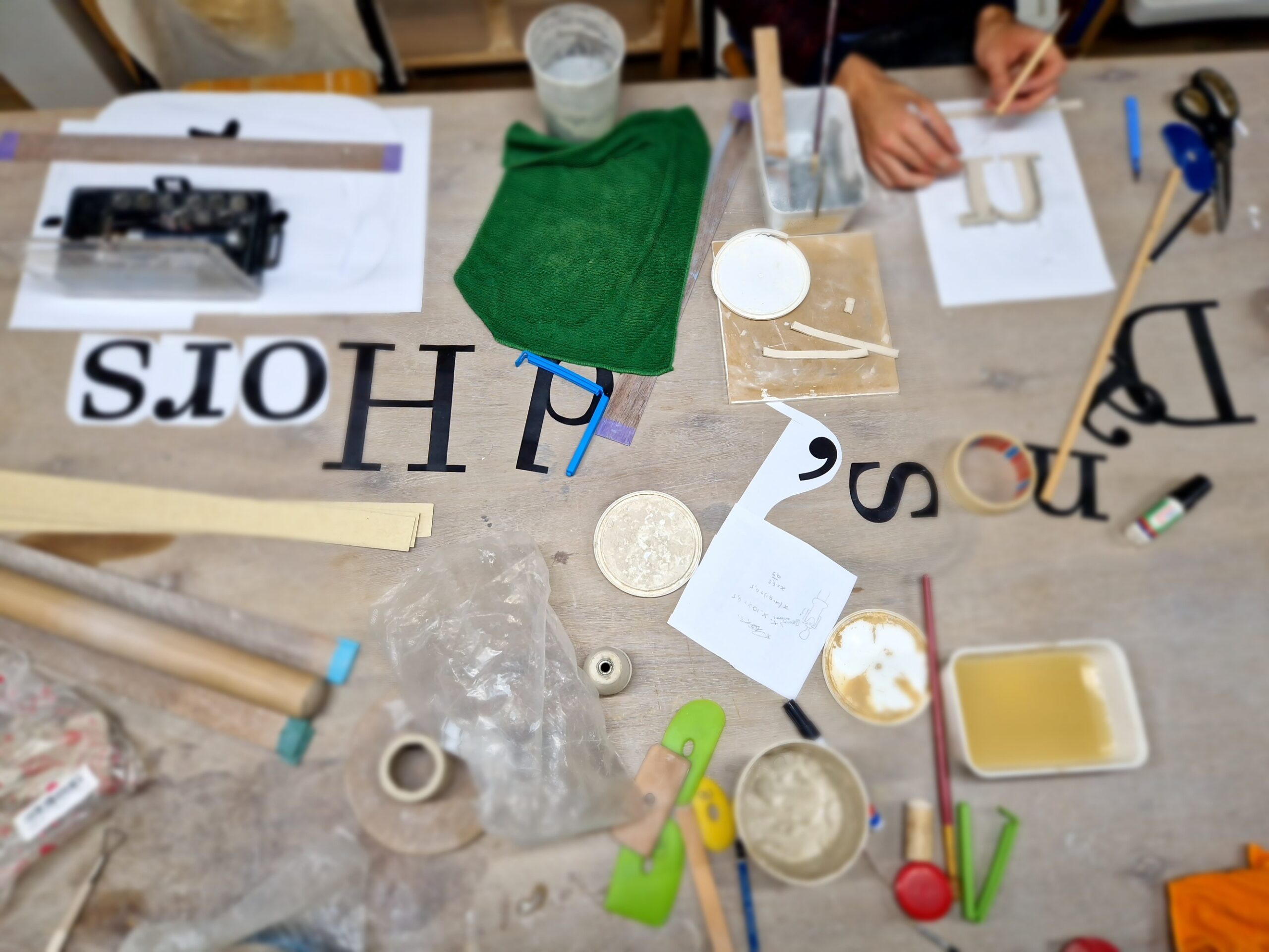 Sfeerbeeld Dans et d'Hors | Keramiek workshops, cursussen & open atelier in Pelt