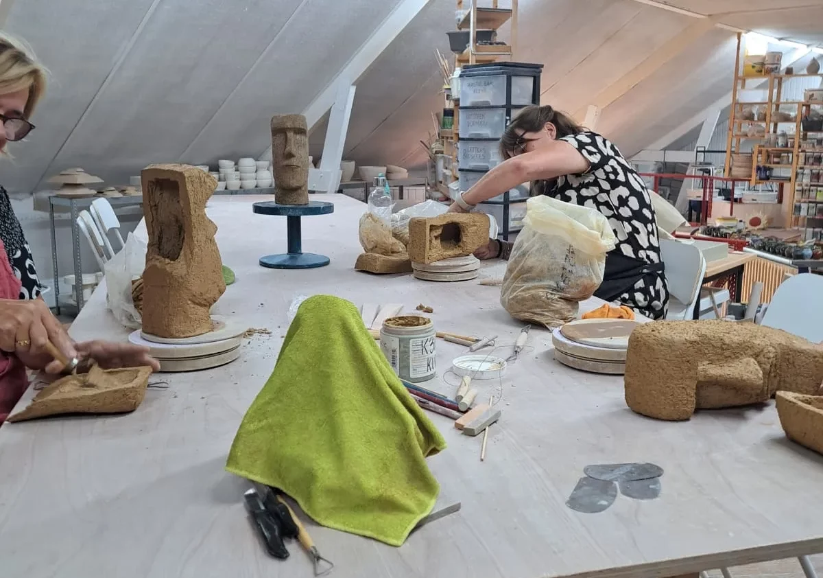 Workshop – Paaseiland beeld boetseren